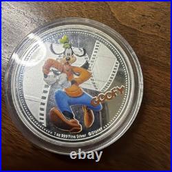 2015 Disney Colorized Goofy And Pluto. 999 Silver Round