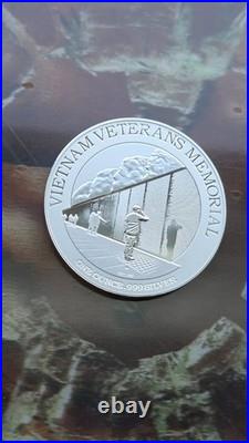 2015 Niue $2 Vietnam Veterans Memorial 1 oz. 999 Silver Proof America's Parks
