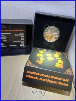 2025 Fiji 1 oz Silver Antiqued Glow-in-Dark TrickOrTreat Halloween Coin 187/666